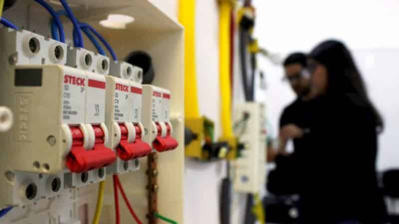 Cursos de Elétrica em 2024